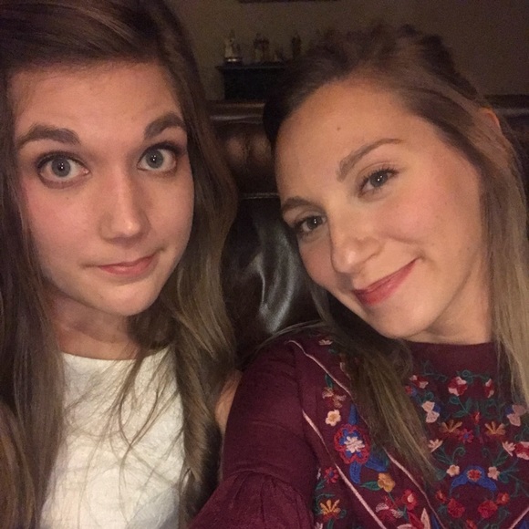 Meet your Posher, Christine - Picture 1 of 1